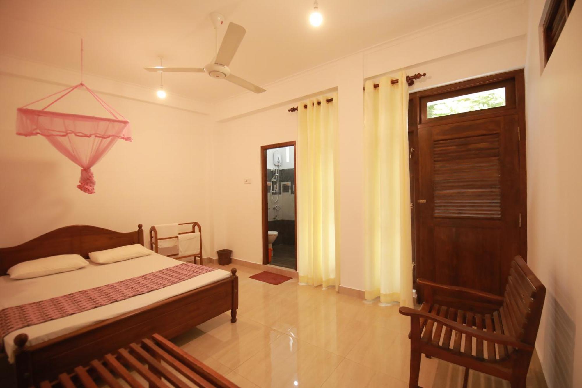 Renuka Inn Kandy Exterior foto